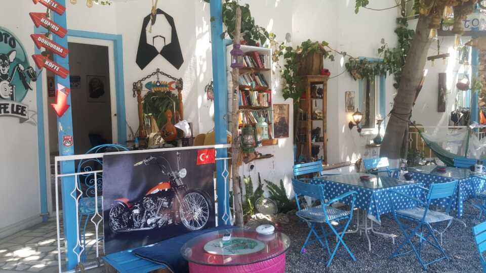 Modern çağın kervansarayı: Moto Cafe Lee Gezgin Evi