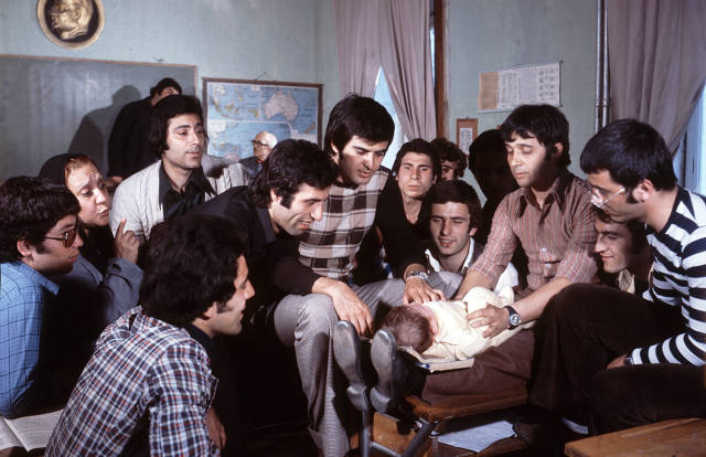Lise anıları, üzerinden yıllar geçtikçe Hababam Sınıfı filminden kareler gibi hatırlanır.