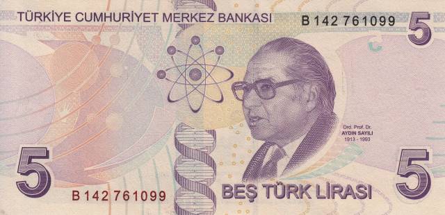 Aydın Sayılı, dünya üzerinde bilim tarihi doktorası alan ilk insan.