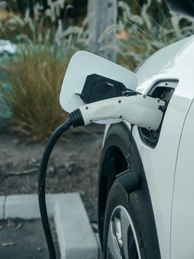 QCAR’ın elektrikli araç seçeneklerinde bu teknolojileri ilk elden deneyimleme şansı bulunuyor.