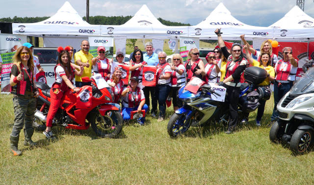 Quick Sigorta ve kadın motosiklet sürücüleri Bursa Enduro Motosiklet Festivali'nde