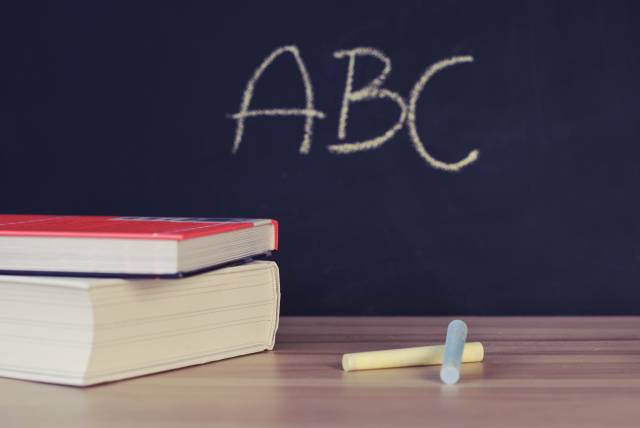Yeni sisteme göre öğretmenlerin puan sonuçlarına göre A, B, C, D olarak kategorilere ayrılacak. 