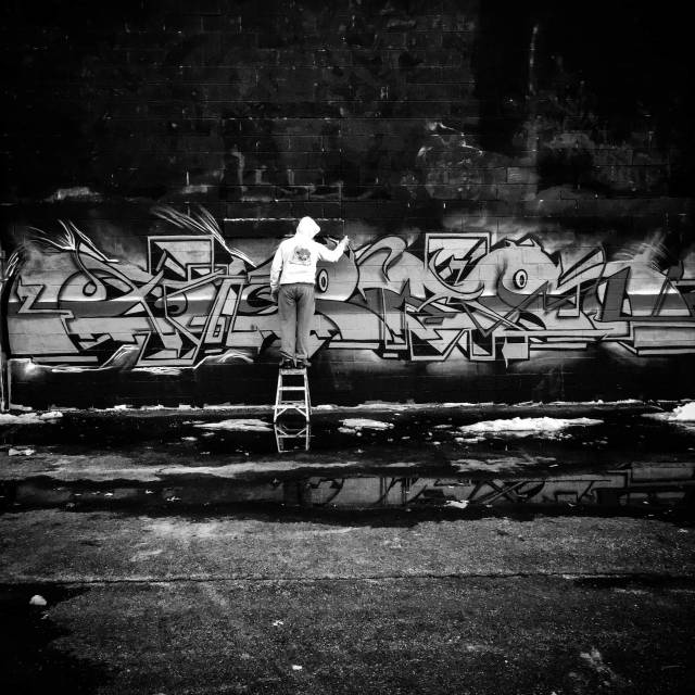 Grafitiyle verilen ilk toplumsal tepki, 1970’lerde New York’ta gerçekleşti. 