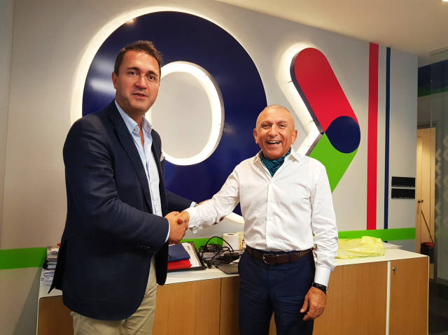 TÜSAF Başkanı Murat Büyükçelebi ve Quick Sigorta CEO'su Levent Uluçeçen bir arada