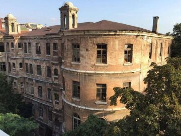 155 yıllık Fransız Saint Joseph Yetimhanesi