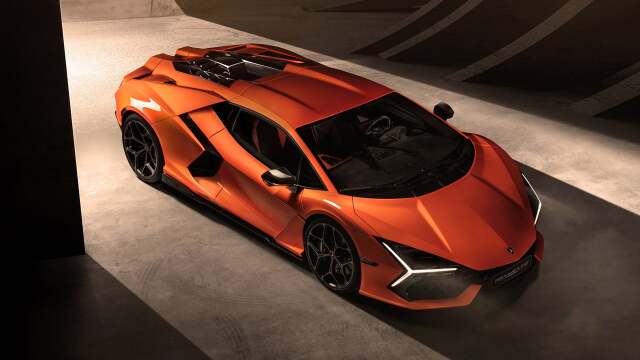 2024 model Lamborghini Revuelto