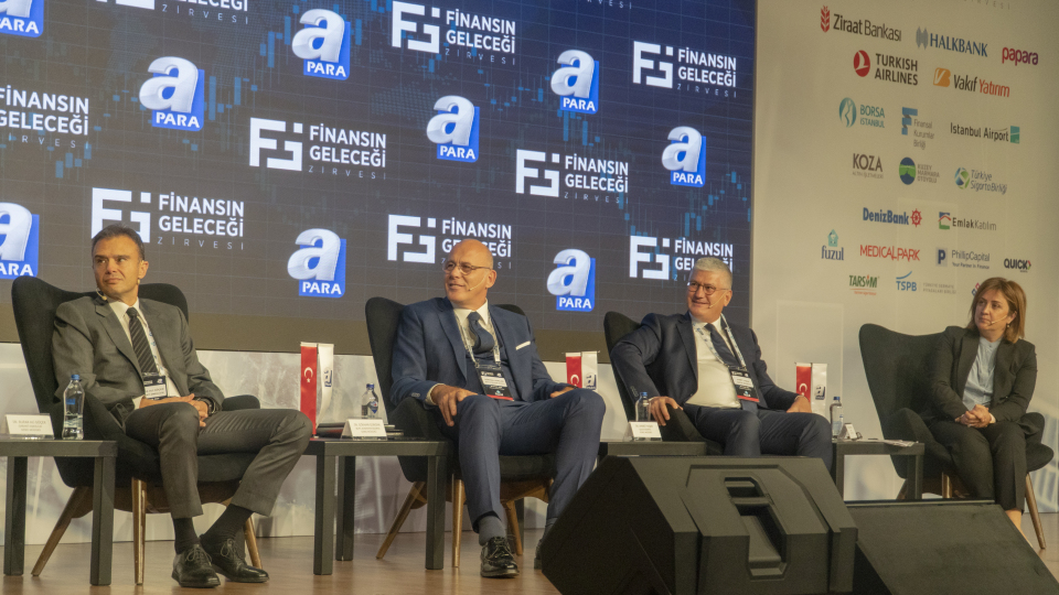 Ekonomi dünyasının temsilcileri “Finansın Geleceği Zirvesi”nde buluştu 