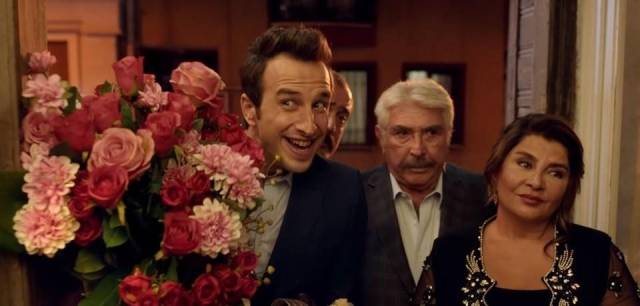 Gülse Birsel’in son filminde yarattığı Adanalı aile, beklenmedik çıkışları, incelikli dokundurmaları ve her daim heyecanlı halleriyle son derece gerçekçi.