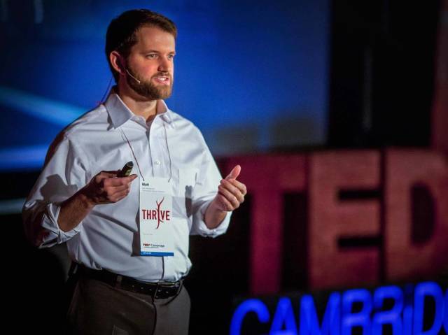TED konuşmacısı Matthew Killingworth sık sık nostalji yapmanızı tavsiye ediyor.