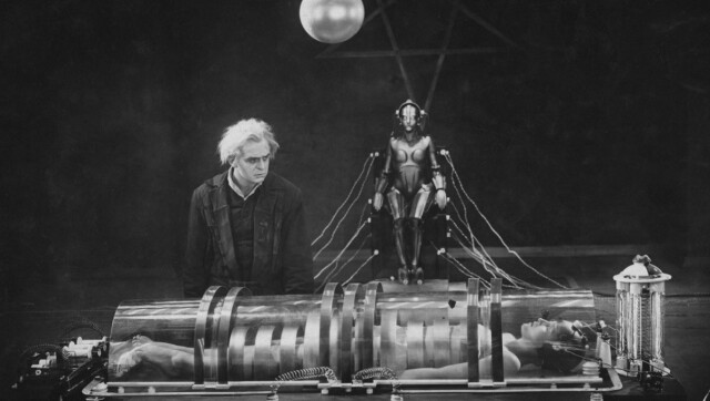 Bilim kurgu filmlerinin en önemli ilham kaynağı Metropolis filmi.