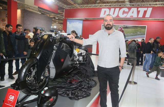 Bu model, Mehmet Doruk Erdem tarafından Kılıç dişli kaplandan esinlenerek tasarlandı./Fotoğraf: Cenk Ertekin