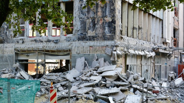 17 Ağustos Marmara Depremi’nde 18 bin 373 kişi hayatını kaybetti, 48 bin 901 kişi yaralandı