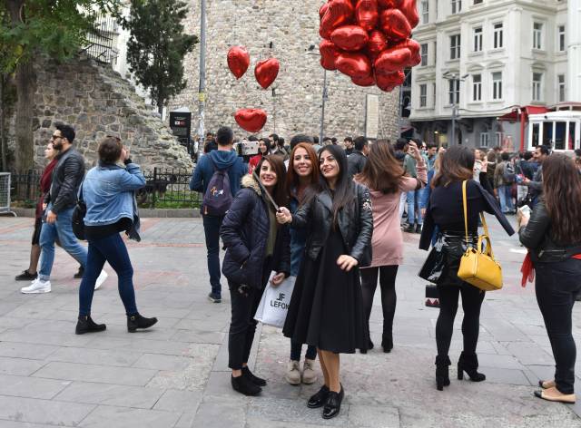 Geç saatler, kadınlar için bir tehlike oluşturuyor
