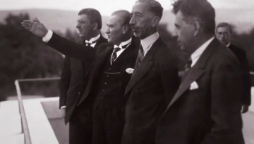 10 Kasım 1938’de, tüm dünya Atatürk’ü andı