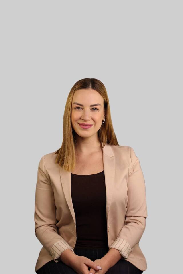 Uzman Klinik Psikolog/Psikoterapist Fundem Ece Dünya Danışmanlık ve Psikoloji Merkezi Kurucusu