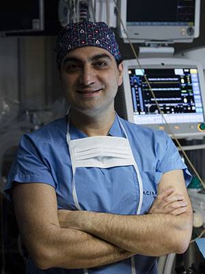 Prof. Dr. Güven Güvenç, Kulak Burun Boğaz Uzmanı 