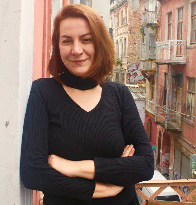 Pazarlama ve iletişim alanlarında uzmanlaşan Ahu Dayıoğlu, “Her mecranın farklı dinamikleri var” diyor.