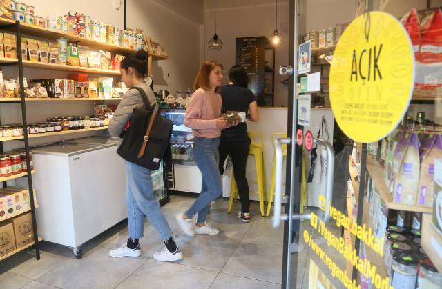 Kadıköy’ün vegan cafe’leri vegan beslenenlerin vazgeçemediği mekanlardan.../Fotoğraf:Cenk Ertekin