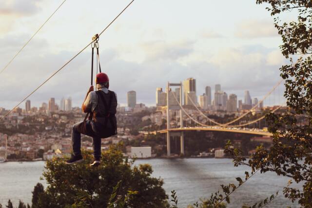 Zipline son dönemlerde daha da bilinir hale geldi. 