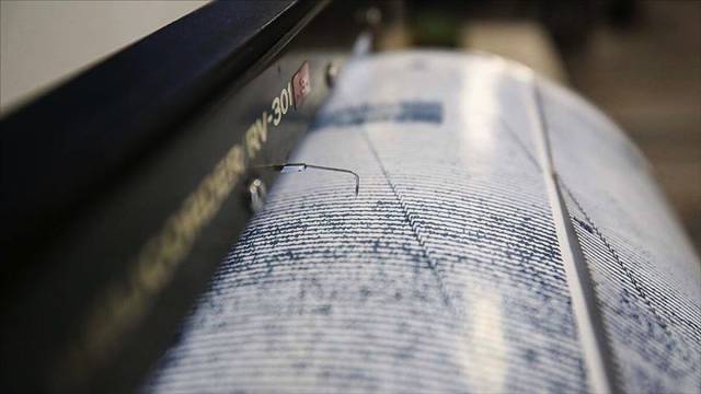 99 depremine kadar analog olarak kullanılan sismograflar, yerini dijital olanlara bırakmış durumda. Eski sismograflar, bugün Kandilli Rasathanesi’nde sergileniyor. 