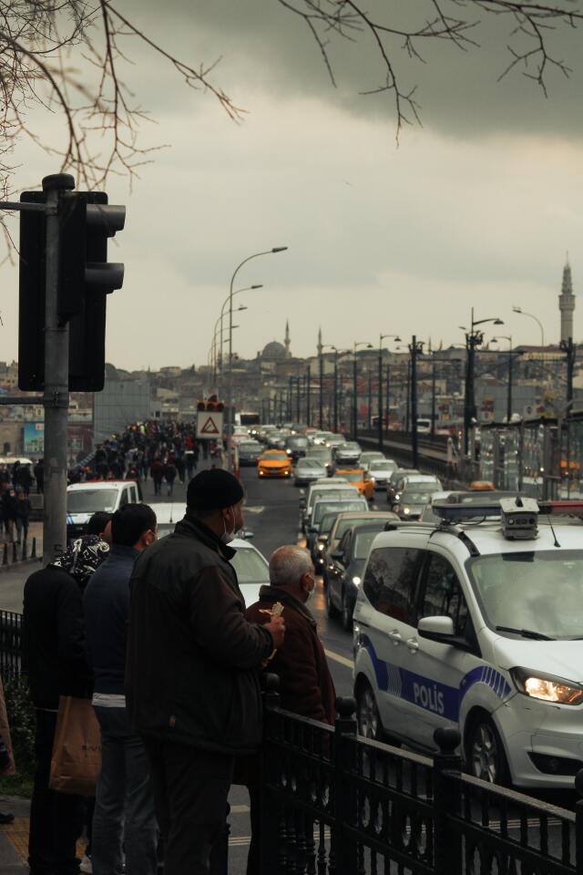 Aracın trafikten menedilmesi kararı varsa, ceza idari yaptırım kapsamına girdiği için itiraz mercii de kararı veren kolluk birimin bağlı olduğu yetkili idare mahkemesi oluyor.