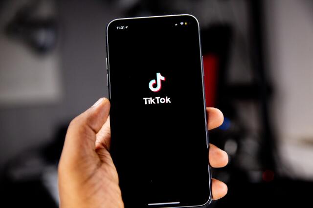 Tiktok uygulaması 2021 yılına özel kullanıcılarına sorular sordu.