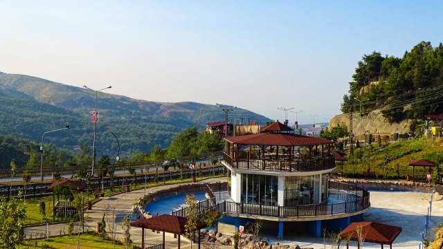 “Medeniyetler şehri” Antakya, çok sesli mutfak kültürüyle “Gastronomi Şehri” olarak lezzet şöleni yaratıyor.
