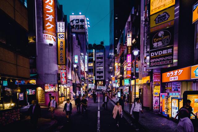 Japonya’nın Tokyo kenti 7/24 yaşayan, dünyanın en kalabalık şehirlerinden biri. 