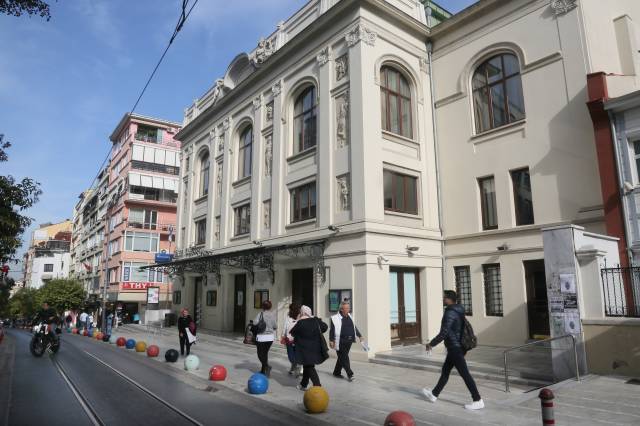 Uzun yıllar sinema olarak hizmet verdikten sonra opera sahnesine dönüştürülen Süreyya Operası yıl boyunca birçok etkinliğe ev sahipliği yapıyor./Fotoğraf:Cenk Ertekin