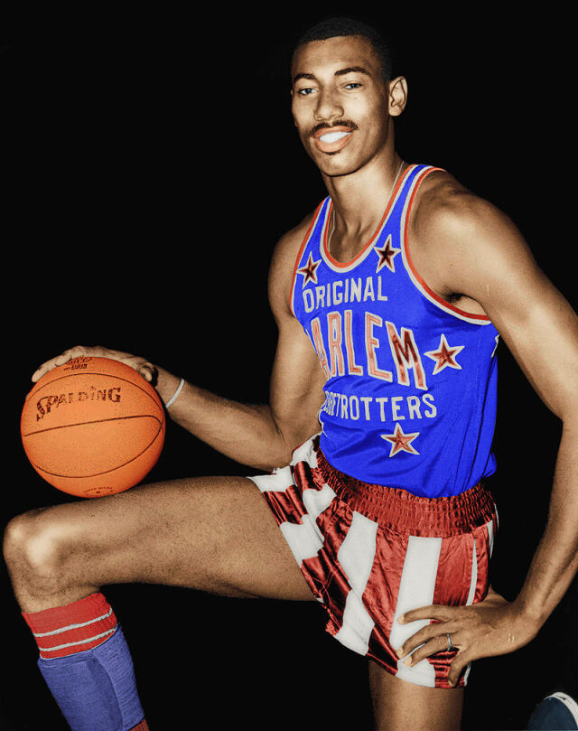 1959’da efsane sporcu Wilt Chamberlain, NBA'de oynamaya başladı ve tüm rekorları altüst etti.